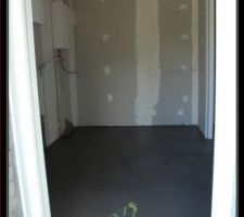 B&eacute;ton cir&eacute; cellier journ&eacute;e 1