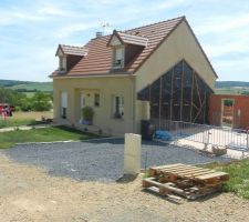 Pelleteuse retirée et garage rasé :-((
