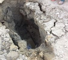 Mauvaise nouvelle, le sol s'effondre