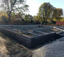 Vide sanitaire 80cm et tuyaux d'évacuations