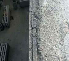 Rupteur de pont thermique en périphérie de la dalle : planelles EasyTherm