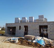 Bient&ocirc;t les murs de l'&eacute;tage