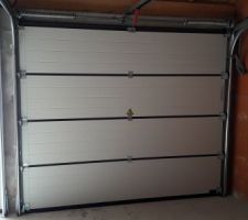 Portes de garage motorisées