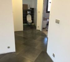 1 semaine pour posé 105 m² de carrelage