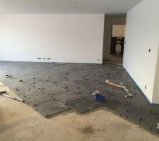 1 semaine pour posé 105 m² de carrelage