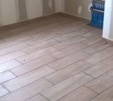 Sol chambre 3 (ami) autre angle de vu