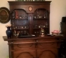 Bar qui ira dans la pièce à vivres conseils pour la déco ^^