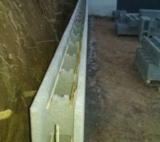 Montage des parpaings.