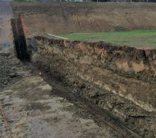 Fondations futur mur sout&egrave;nement / cl&ocirc;ture