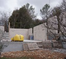 Vue du Salon - salle &agrave; a manger et cuisine au fond