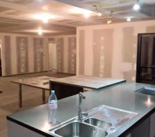 La cuisine pr&ecirc;te &agrave; recevoir l'electro