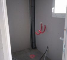 Cloison rdc (cellier)