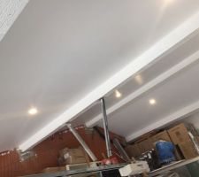 Finition du plafond