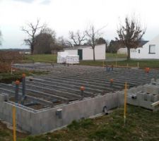 Pose des poutrelles et hourdis !