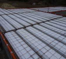 Pose du plancher : poutelles et hourdis KP1