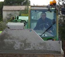Coulage de la dalle (Entreprise Martins Lunel et Uni B&eacute;ton)