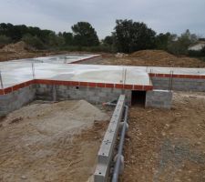 Coulage de la dalle (Entreprise Martins Lunel et Uni B&eacute;ton)