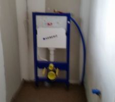 CHAPE DU WC DE L ENTRÉE
