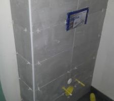 Carrelage sol SDB Parents + Habillage faiences du bâti-support WC suspendu