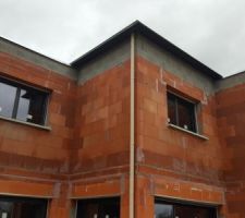 Couvertines pos&eacute;es