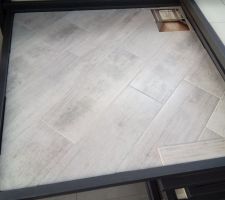 Carrelage bermeo gris. Marque saloni