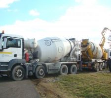 Un camion de plus à vider.