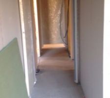 Couloir côté chambres