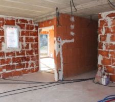 L'isolation du RDC est doublée de briques platrieres