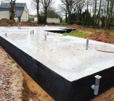 Mise en place de l'étanchéité du vide sanitaire