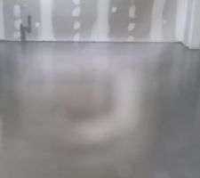 Chape coulée pièce à vivre 2