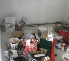 On a tout enlev&eacute; il y a plus rien maintenant