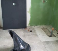 Carrelage et pose du Bac salle de bain