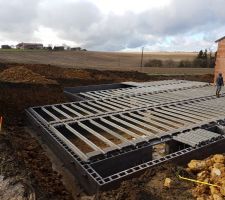 Montage du vide sanitaire en agglo coffrant