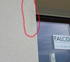 Problème crépis fenêtre chambre