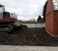 Terrassement  avec les gros engins