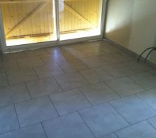 13 septembre : les plinthes sont pos&eacute;es dans le bureau