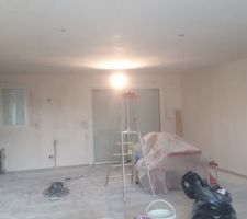 Ponçage de la pièce de vie