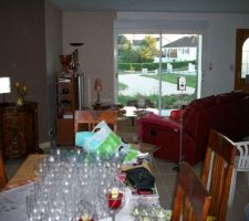 Le s&eacute;jour/salon.