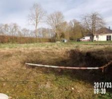 Petite vue ensoleill&eacute;e de notre terrain.