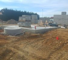 Garage et notre petit bout de terrain