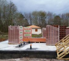 Briques livr&eacute;es 31 mars 2017