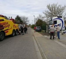 Semi avec toupie bloqué sur le chemin