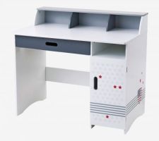 Bureau pour la chambre de notre fils