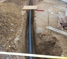 Pose canalisation Tuyau CR8 en 160