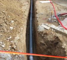 Pose canalisation Tuyau CR8 en 160