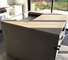 Montage a blanc de l'ilot de la cuisine