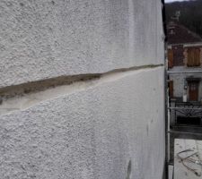 Fissures sur pignon Ouest