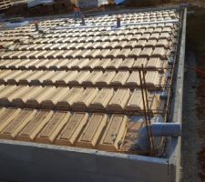 Travaux du vide sanitaire en cours avant le coulage de la dalle : jour 2(05/04/2017), photo 16/19