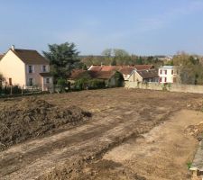 Mise à plat du terrain
