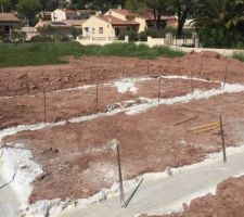 9 avril 2017 s&eacute;chage du b&eacute;ton des fondations!